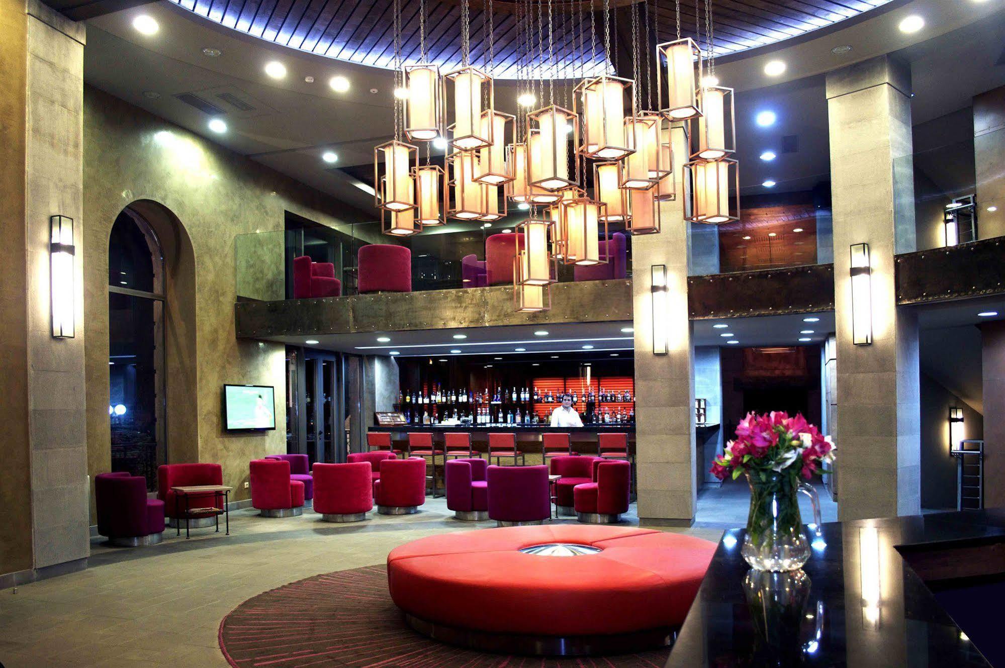 Tufenkian Historic Yerevan Hotel Exterior foto
